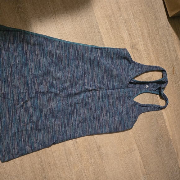 Lululemon - Picture 6 of 8